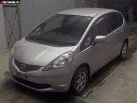 Honda FIT лот № 6036 оценка 3  с аукциона в Японии 2