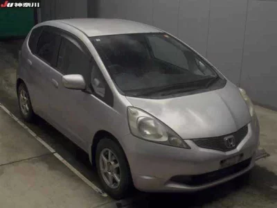 Honda FIT  с аукциона в Японии
