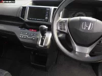 Honda STEP WAGON лот № 1011 оценка 3.5  с аукциона в Японии 5