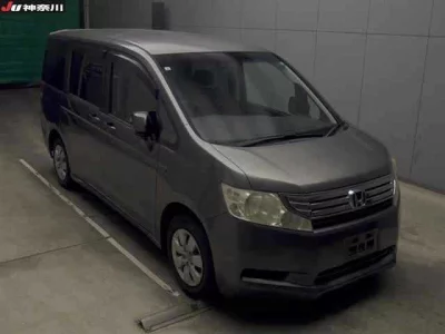 Honda STEP WAGON  с аукциона в Японии