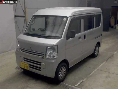 Mitsubishi MINICAB VAN