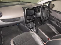 Renault LUTECIA лот № 330 оценка 4  с аукциона в Японии 2