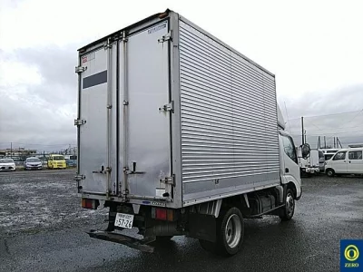 Toyota DYNA  с аукциона в Японии