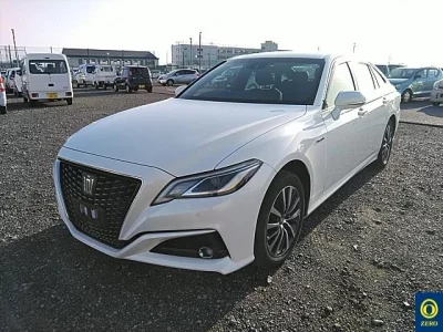 Toyota CROWN  с аукциона в Японии