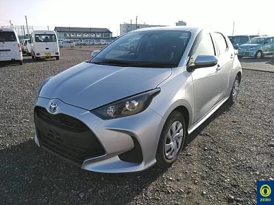 Toyota YARIS  с аукциона в Японии