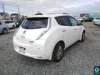 Nissan LEAF лот № 35 оценка 3.5  с аукциона в Японии 3