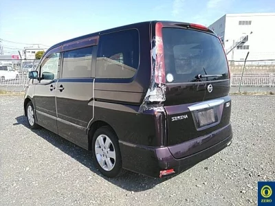 Nissan SERENA  с аукциона в Японии