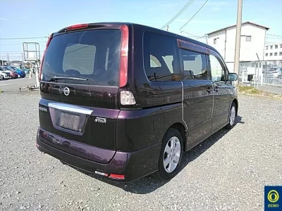 Nissan SERENA  с аукциона в Японии