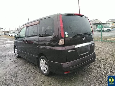 Nissan SERENA  с аукциона в Японии