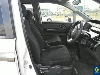 Honda STEP WAGON лот № 52 оценка 4  с аукциона в Японии 6