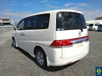 Honda STEP WAGON лот № 64 оценка 3.5  с аукциона в Японии 2