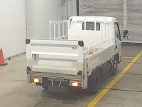 Hino DUTRO лот № 3011 оценка 3.5  с аукциона в Японии 1