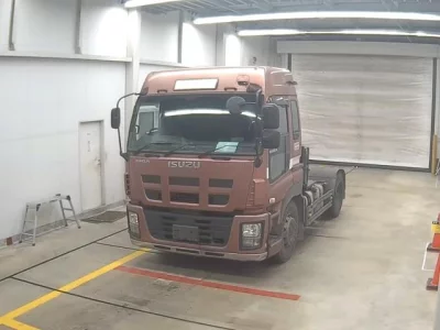 Isuzu TRUCK