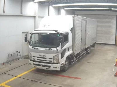 Isuzu FORWARD