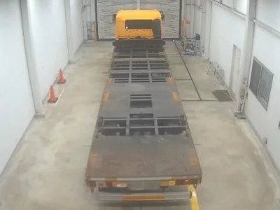 Mitsubishi FUSO TRUCK  с аукциона в Японии