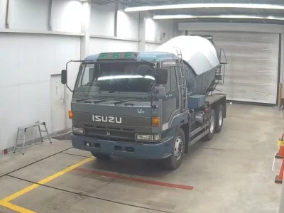 Isuzu TRUCK