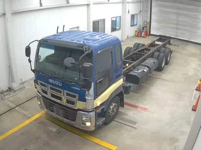 Isuzu TRUCK