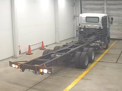 Hino TRUCK