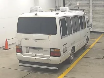 Toyota COASTER
