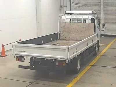 Nissan ATLAS  с аукциона в Японии