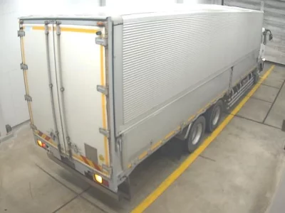 Mitsubishi FUSO TRUCK  с аукциона в Японии