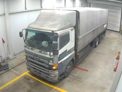 Hino TRUCK