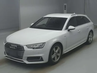 Audi A4  с аукциона в Японии