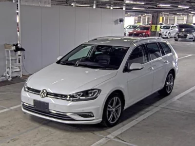 Volkswagen GOLF VARIANT