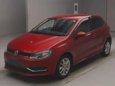 Volkswagen POLO  с аукциона в Японии