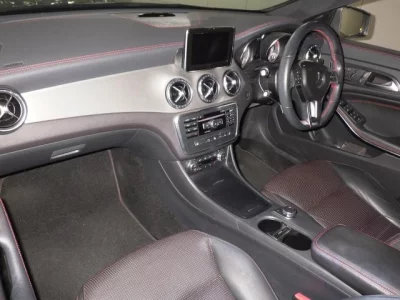 Mercedes-Benz CLA CLASS