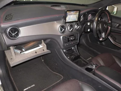 Mercedes-Benz GLA CLASS