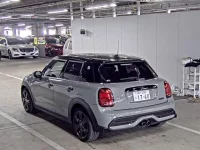 BMW MINI лот № 302 оценка 5  с аукциона в Японии 4