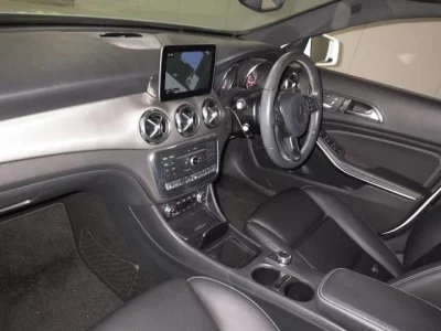 Mercedes-Benz GLA CLASS