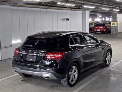 Mercedes-Benz GLA CLASS