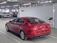 Jaguar XE лот № 46 оценка 4.5  с аукциона в Японии 4
