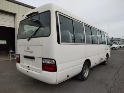 Toyota COASTER