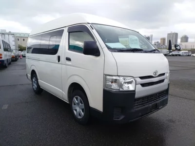 Toyota HIACE VAN  с аукциона в Японии