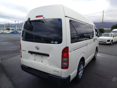 Toyota HIACE VAN  с аукциона в Японии
