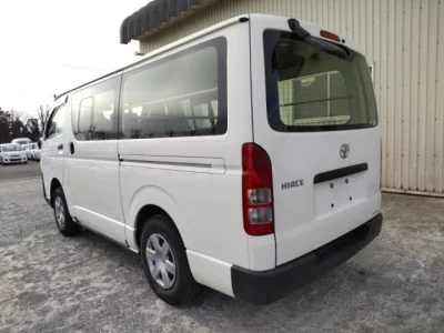 Toyota HiAce Van