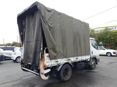 Mitsubishi Fuso Canter