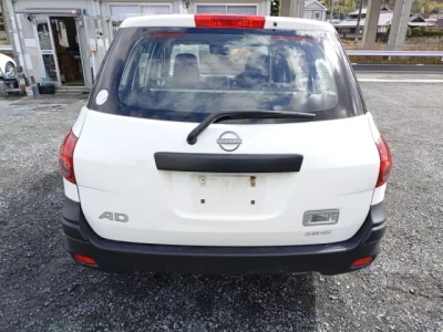 Nissan AD