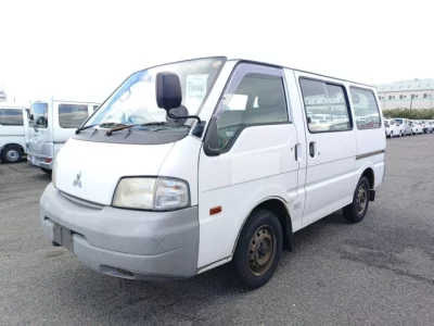 Mitsubishi DELICA