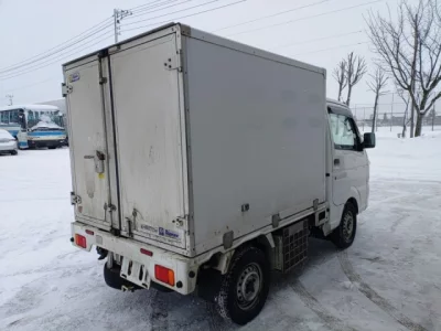 Suzuki CARRY TRUCK  с аукциона в Японии