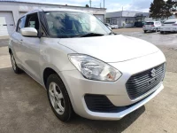 Suzuki SWIFT лот № 12186 оценка 3  с аукциона в Японии 1