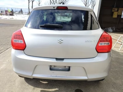 Suzuki SWIFT  с аукциона в Японии