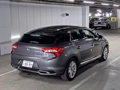 Citroen DS5