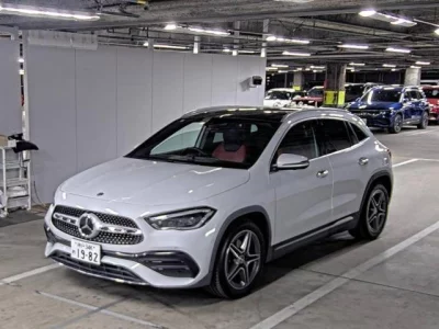 Mercedes-Benz GLA CLASS