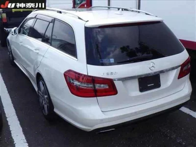 Mercedes-Benz E CLASS WAGON