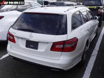 Mercedes-Benz E CLASS WAGON