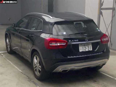 Mercedes-Benz GLA CLASS